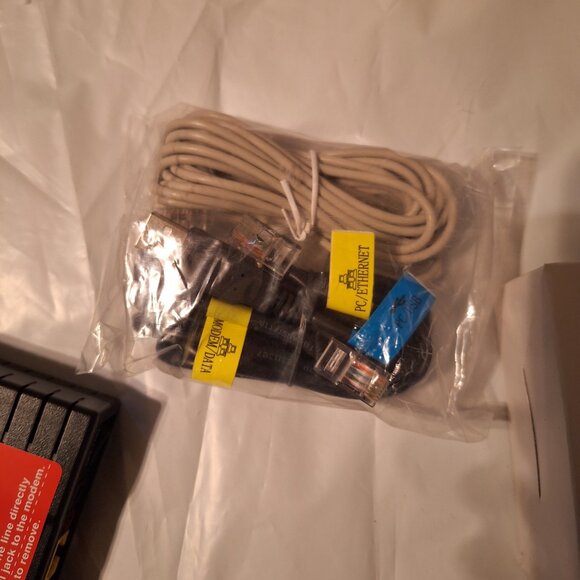 WESTELL MODEM - Picture 5 of 10